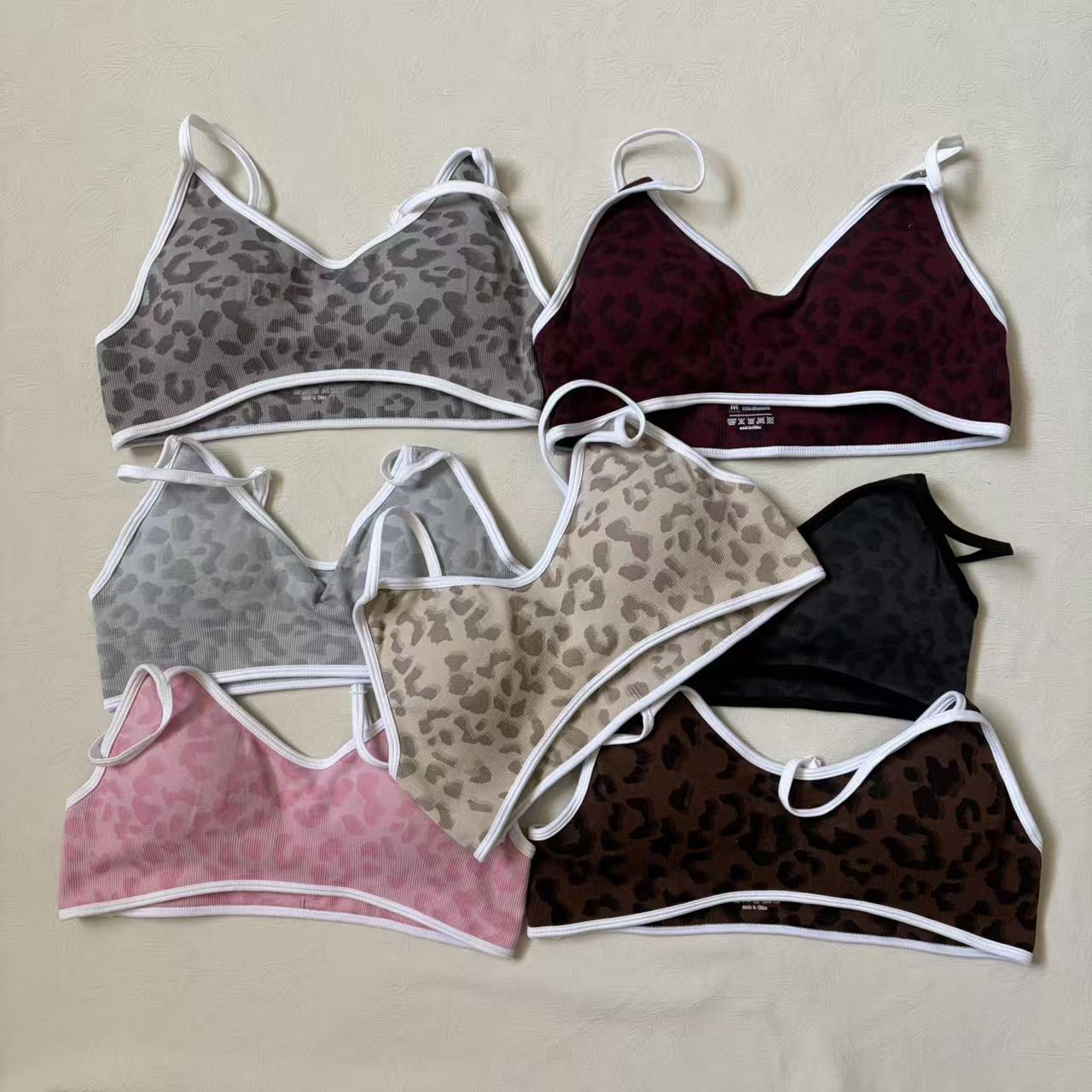 Biustonosz sportowy LOGO dla k – Sports Bra Racerback recenzja i cena